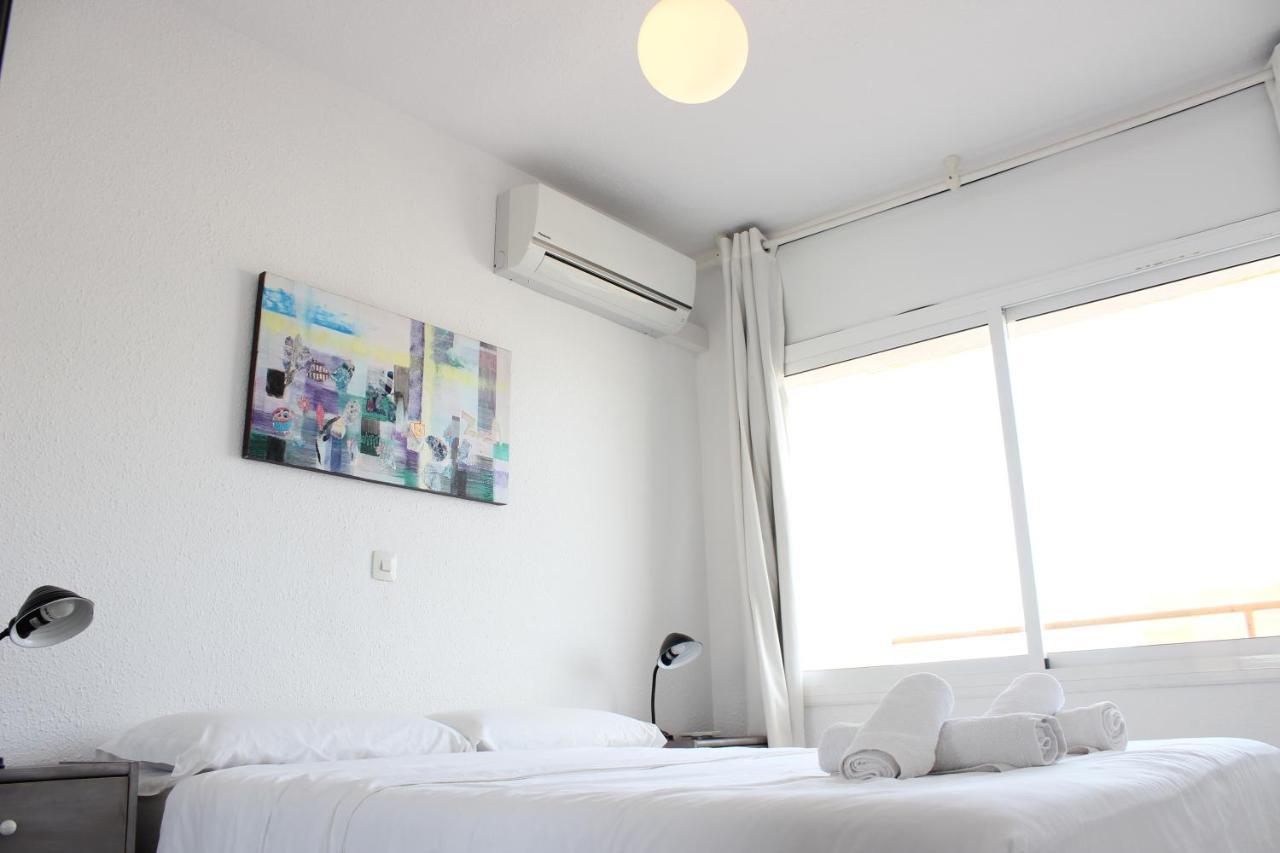 Beautiful Apartment In Front Of Beach, Pool, View Roses Esterno foto
