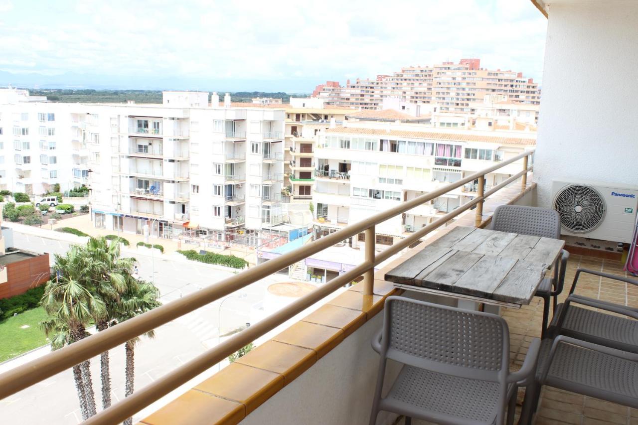 Beautiful Apartment In Front Of Beach, Pool, View Roses Esterno foto