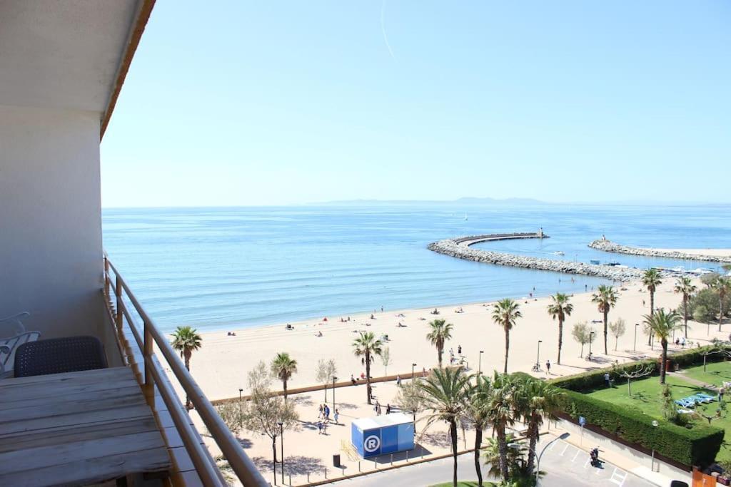 Beautiful Apartment In Front Of Beach, Pool, View Roses Esterno foto